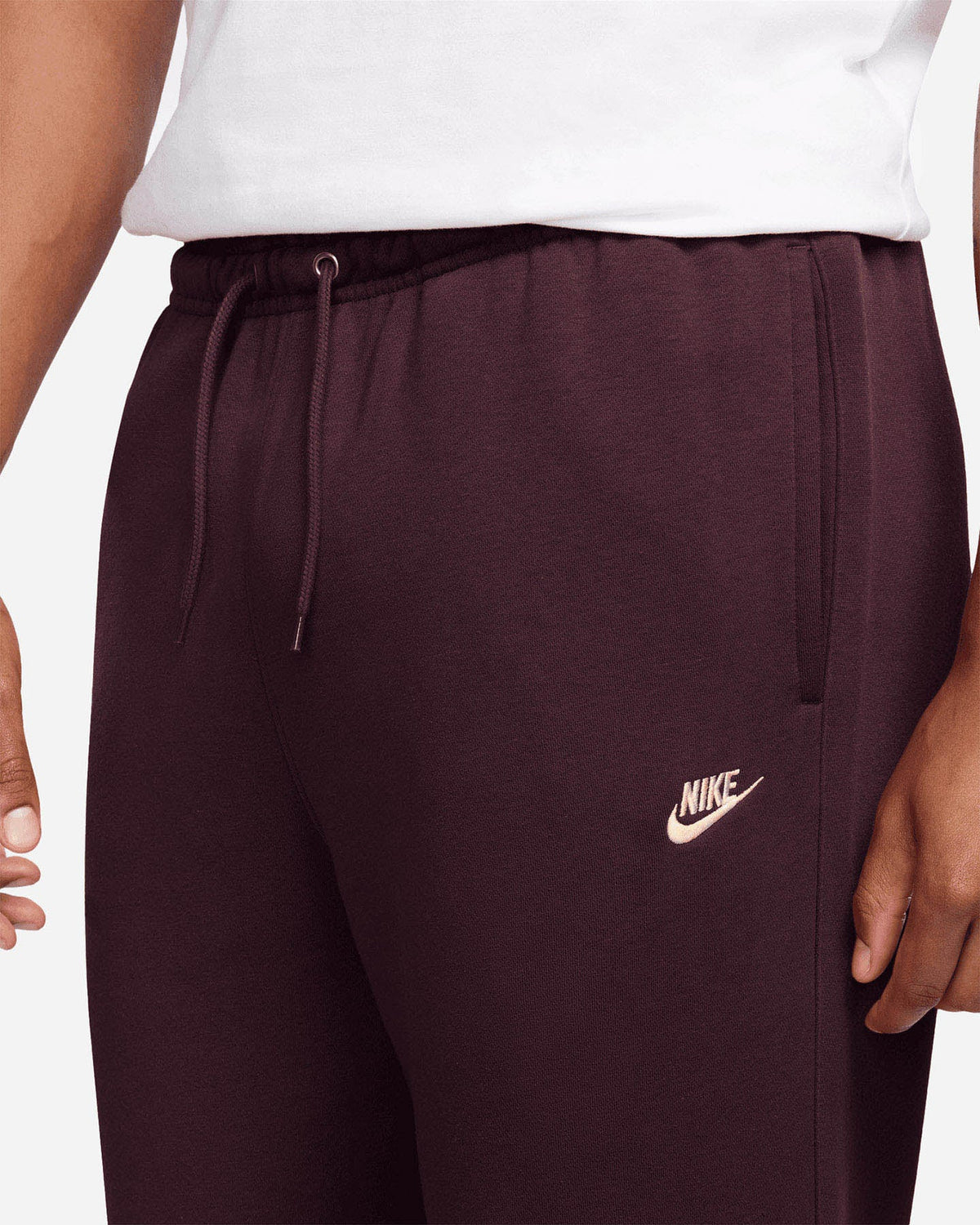 Nike pantalone sportivo da uomo Club Open-Hem
Fleece FN3730-652 bordeaux