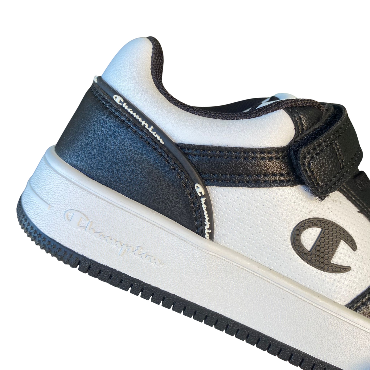 Champion Trainers Basse RD18 S32414-WW019 Nero | Sneakers bambino basket comfort velcro - tallone