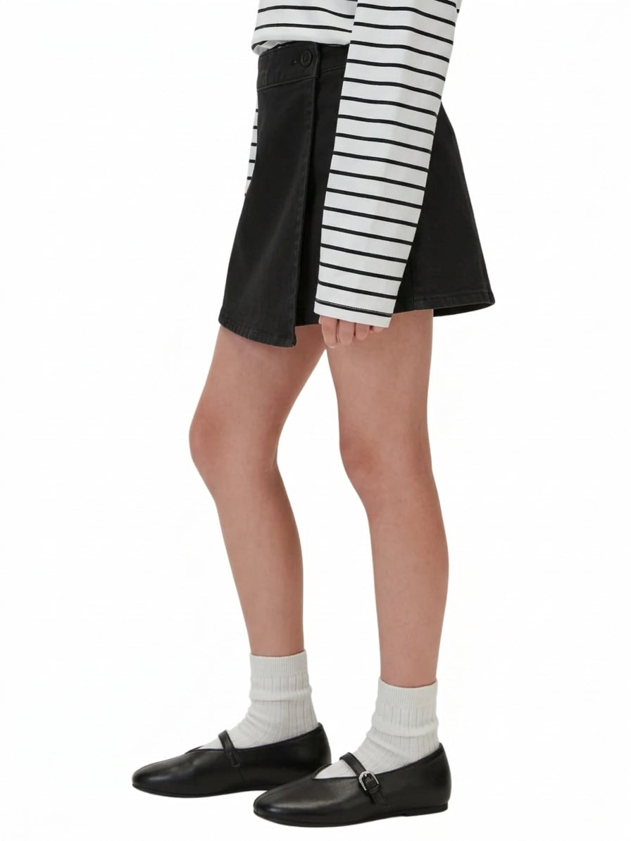Calvin Klein Gonna pantalone bambina a portafoglio in satin di cotone LVCKFJC21G BEH nera