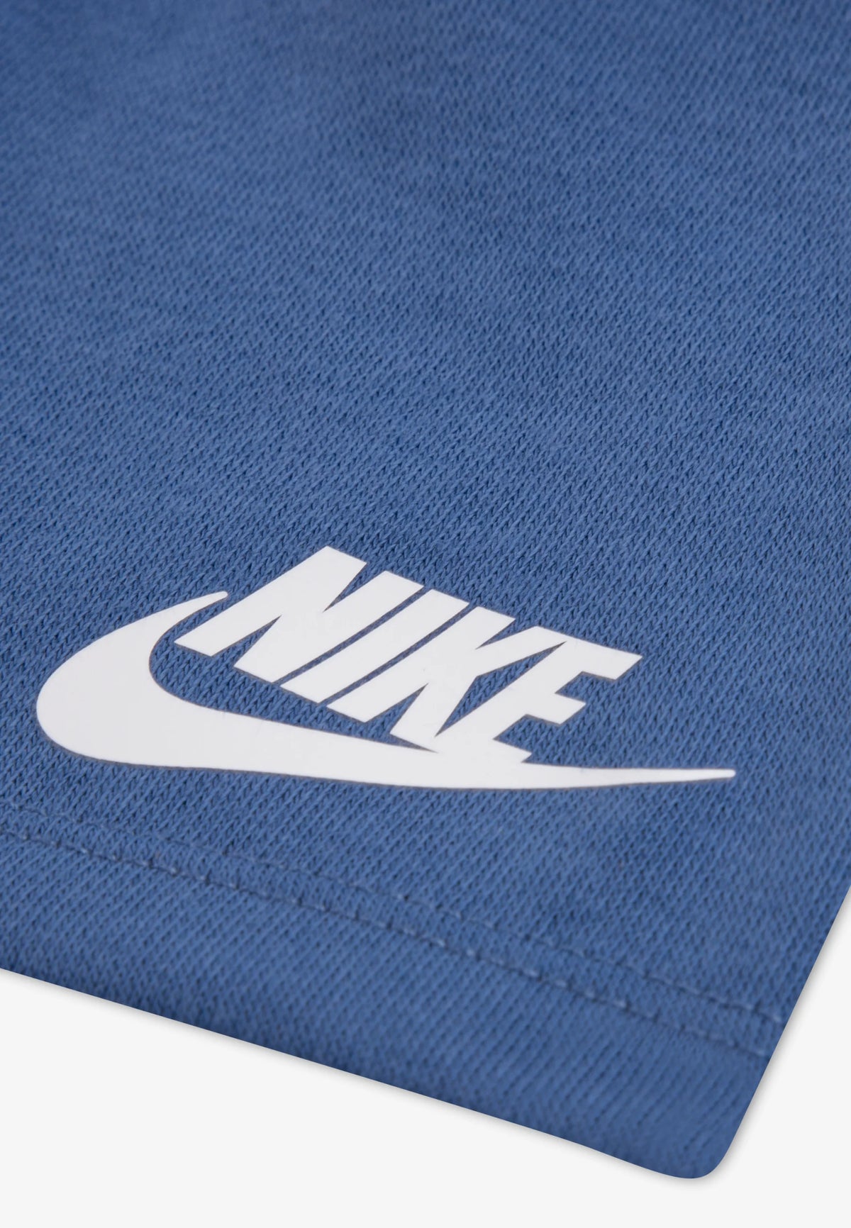 Nike completino da ragazzo 86N043-B4T bianco-celeste