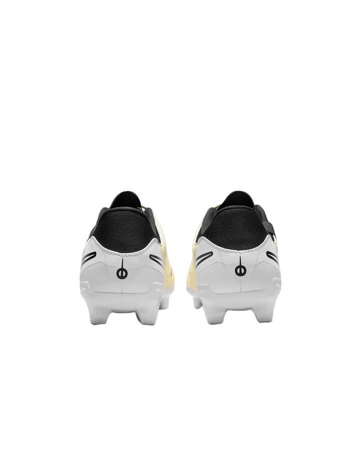 NikescarpadacalciodauomoLegend10AcademyFGMGDV4337