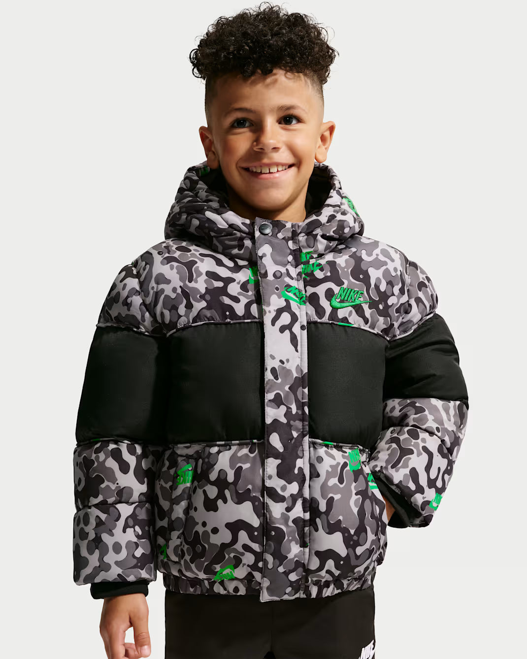 Nike Piumino junior camu Logo Mixed 86N976-K0P grigio