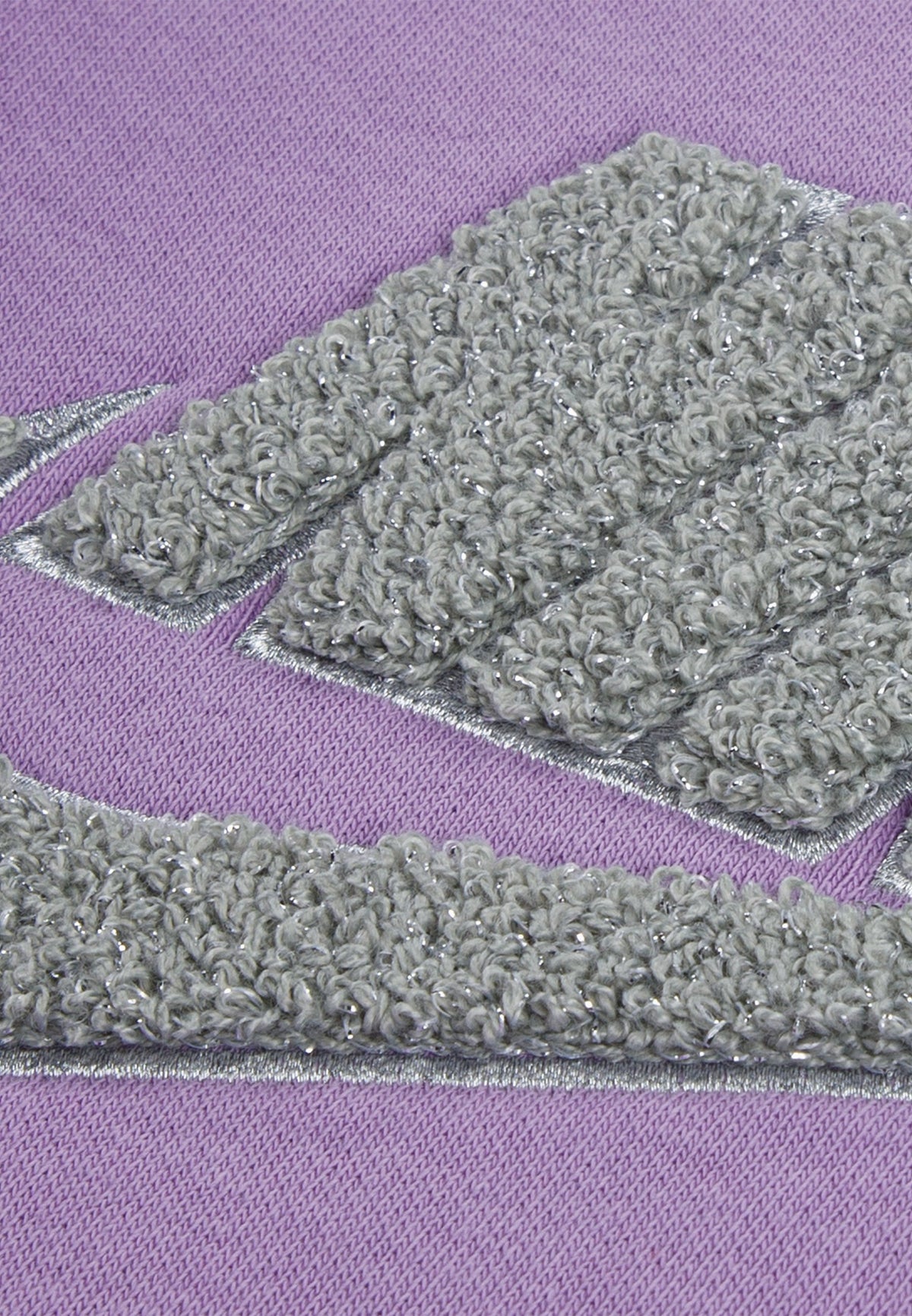 Nike tuta sportiva da bimba con logo a rilievo glitterato 36P687-P6H CHENILLE FUTURA CREW SET 36P687-P6H viola