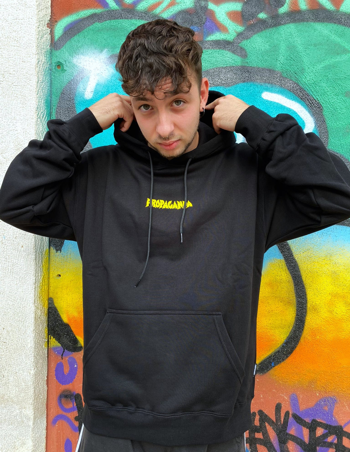 Propaganda felpa con cappuccio da uomo Ribs Demoni 323-01 nero