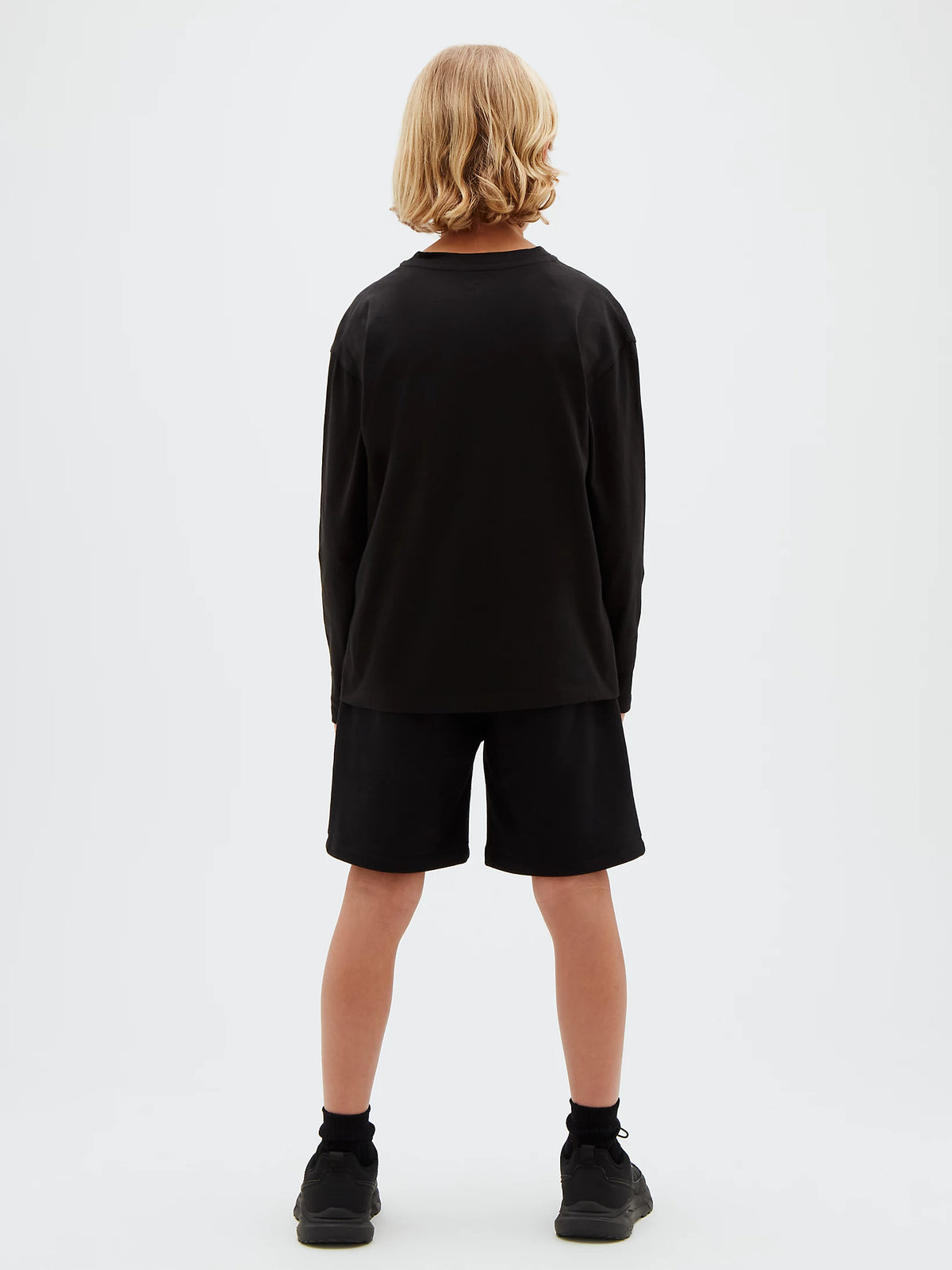 Calvin Klein T-shirt a maniche lunghe con logo bambino LV1CKTJA17 BEH nero
