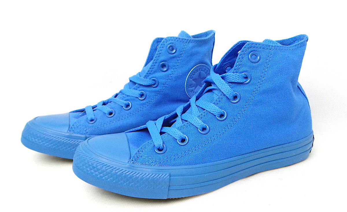 Sneakers Converse CTAS Hi modello 152704C in tela azzurro unisex con design high-top iconico per streetwear